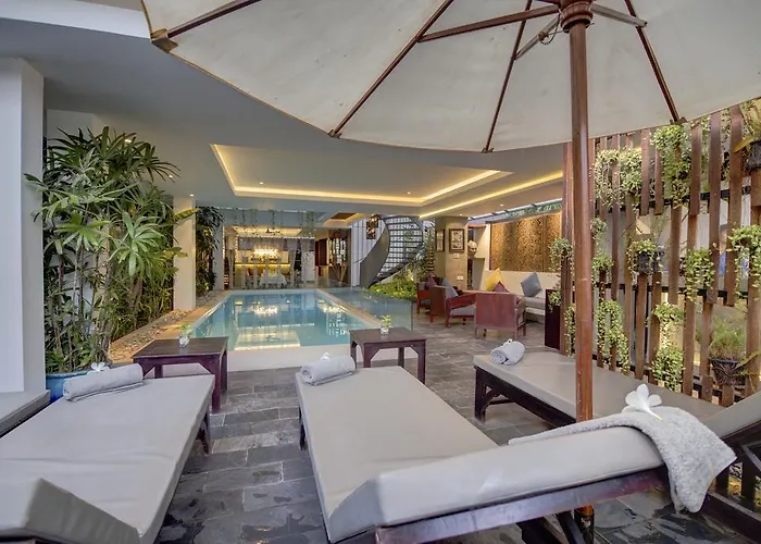 Solitaire Damnak Hotel 4*