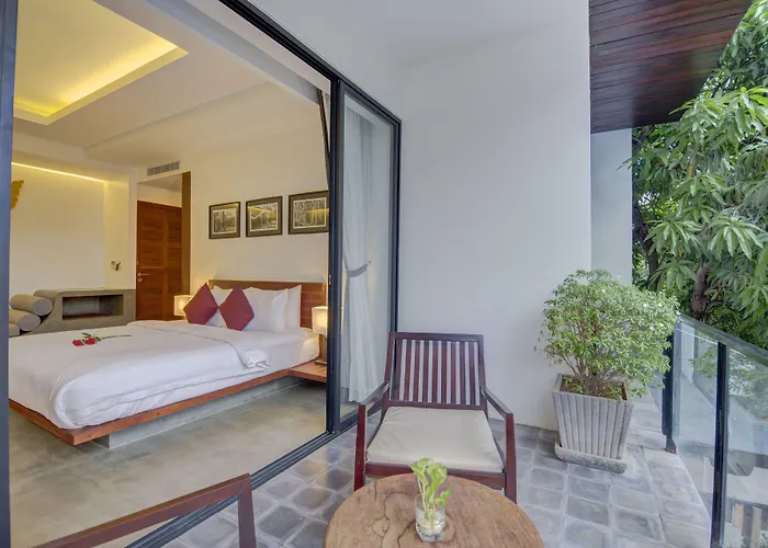 Hotel Solitaire Damnak 4*